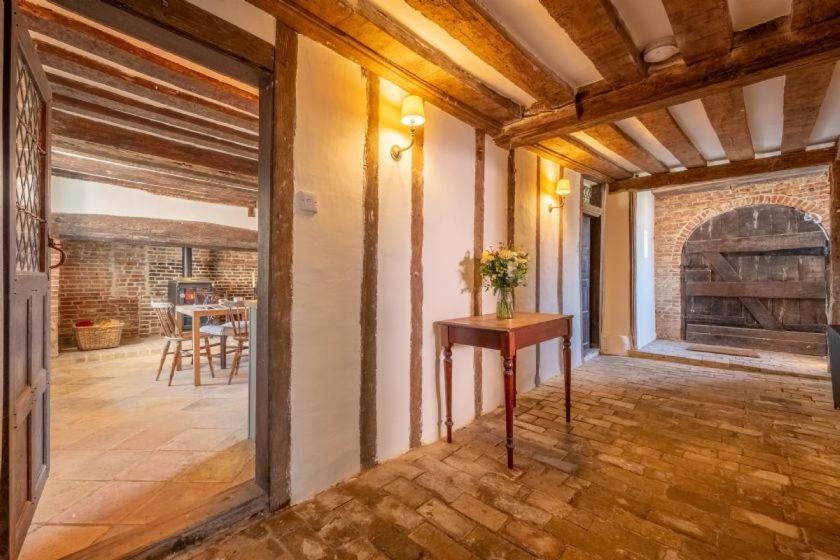 River House Kersey Екстериор снимка